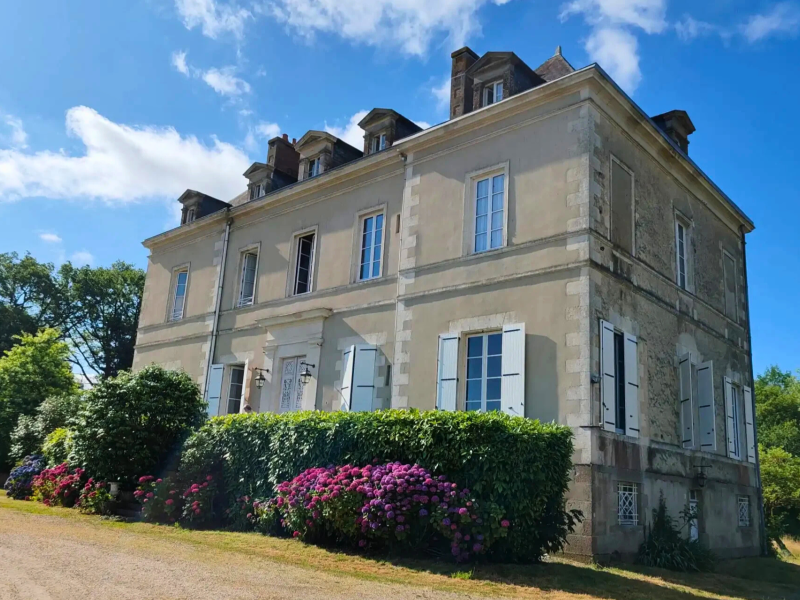 Chambres d'hôtes et gîtes à Fougeré